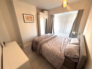 Photo 1- click for photo gallery